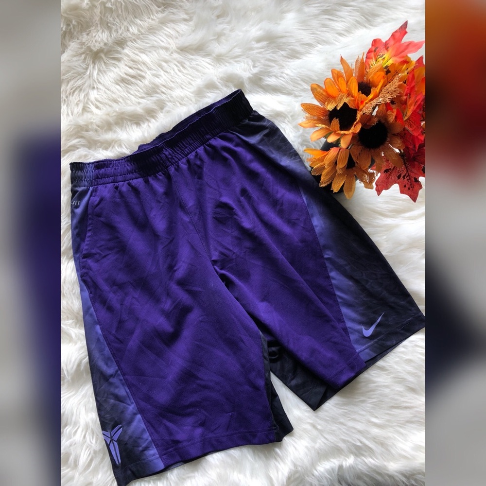 MENS NIKE KOBE BRYANT SHORTS